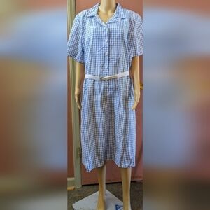 New Carolina maid USA checkered short sleeve dress with belt size 20, TE